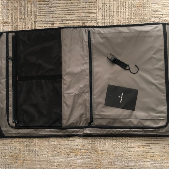 Traveler Garment Sleeve [Suit Cover Bag] - Picture 2 of 5